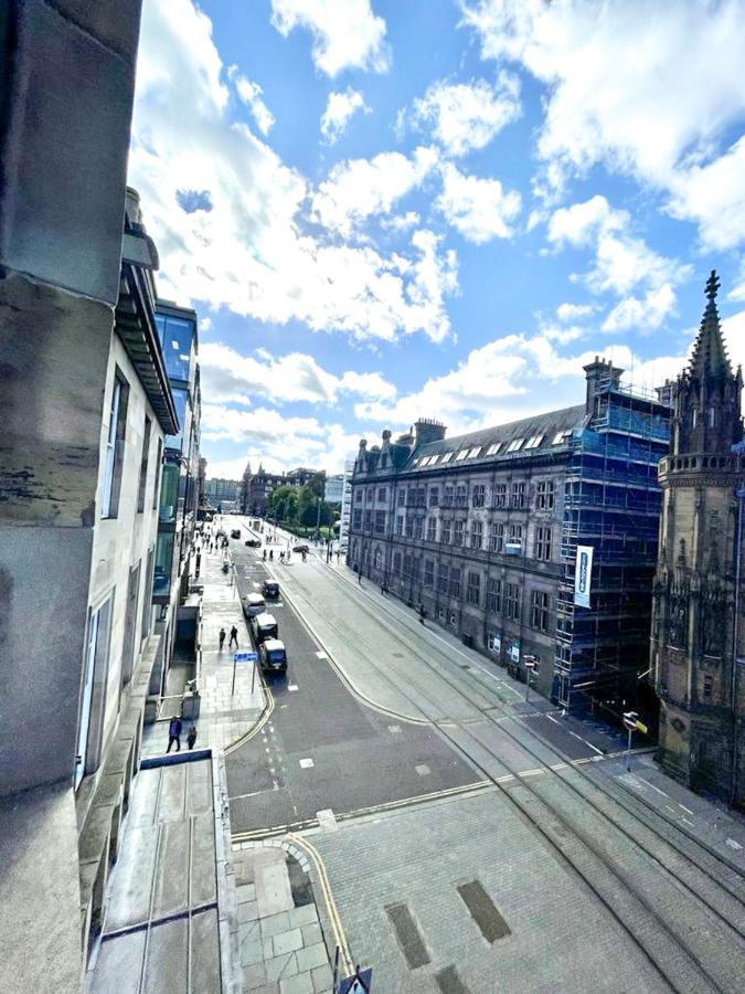 Incredible St Andrew'S Sq - 2 Bed In The Sky Edimburgo Exterior foto